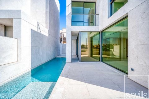 Villa de 3 dormitorios en Jumeirah, UAE No. 136389 25