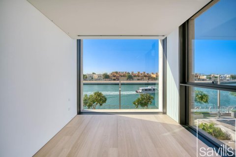 Villa de 3 dormitorios en Jumeirah, UAE No. 136389 5