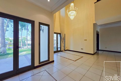 Вилла с 4 спальнями в Пальма Джумейра, ОАЭ №136387 3