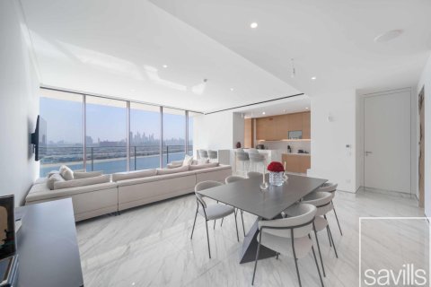 Квартира с 2 спальнями в Atlantis The Royal Residences, ОАЭ №136393