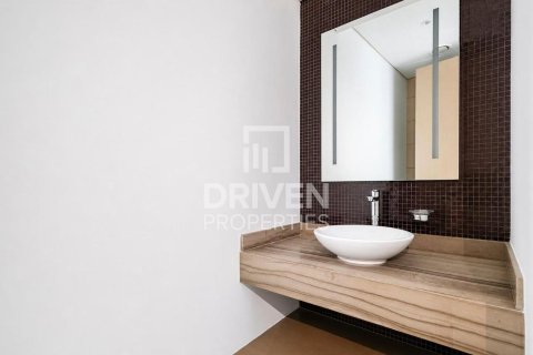 2 bedrooms Apartment in DAMAC Towers by Paramount, UAE No. 206369 11