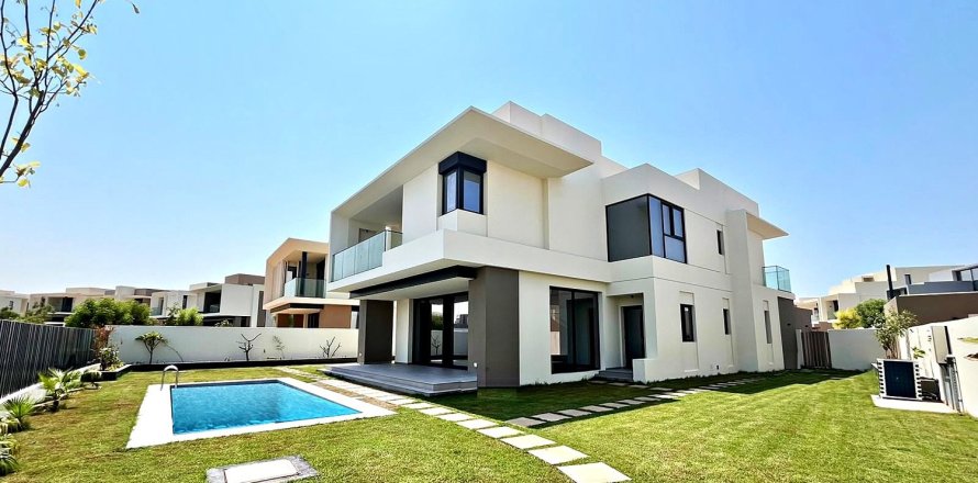 4 bedrooms Villa in Jebel Ali, UAE No. 208712
