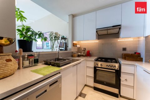 2 bedrooms Apartment in Dubai, UAE No. 142565 10