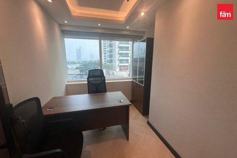 108.7m² Office in Dubai, UAE No. 173335 3