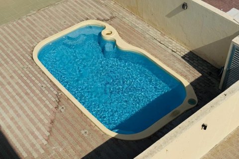 Villa de 4 dormitorios  No. 118032 30