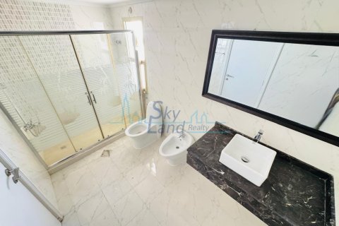 Villa de 4 dormitorios  No. 118032 26