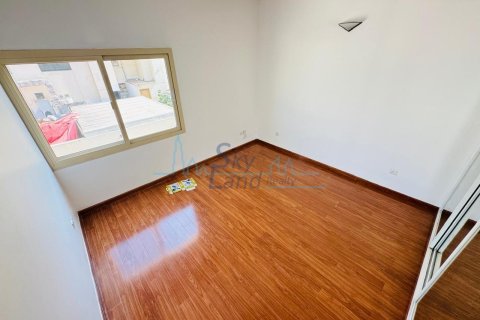 Villa de 4 dormitorios  No. 118032 33