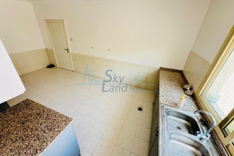 Villa de 4 dormitorios  No. 118032 24