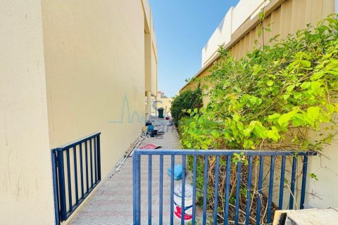 Villa de 4 dormitorios  No. 118032 17