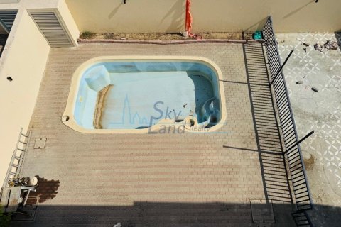 Villa de 4 dormitorios  No. 118032 35