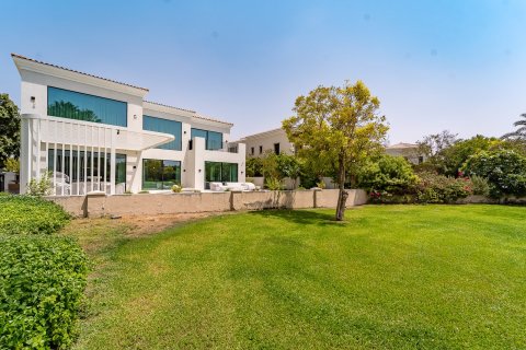 Villa de 5 chambres à Dubai, UAE No. 147153