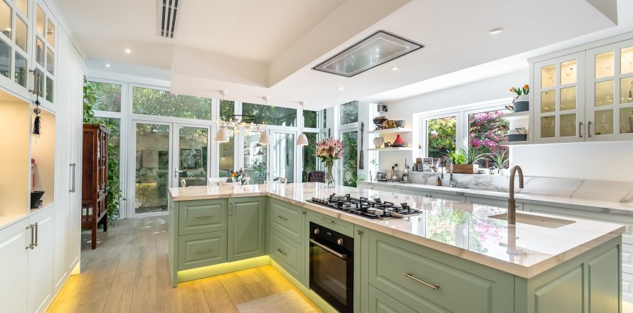 Вилла с 5 спальнями в Discovery Gardens, ОАЭ №147157