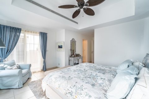 Вилла с 5 спальнями в Discovery Gardens, ОАЭ №147157 20
