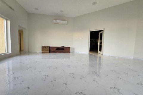 Villa de 3 dormitorios  No. 124401 8