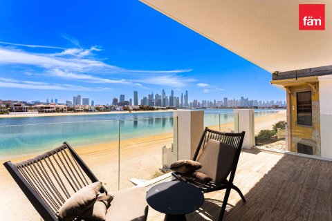 Villa de 4 dormitorios en Palm Jumeirah, UAE No. 166025