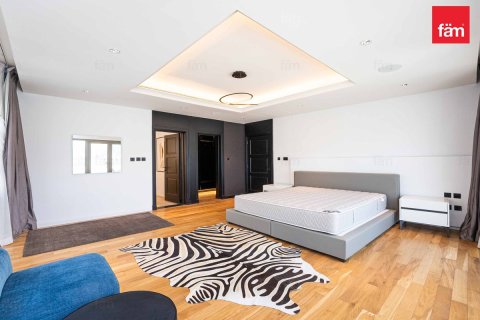 Villa de 4 dormitorios en Palm Jumeirah, UAE No. 166025 11