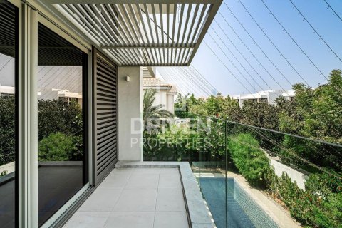 Villa de 4 dormitorios en District One, UAE No. 201252 24