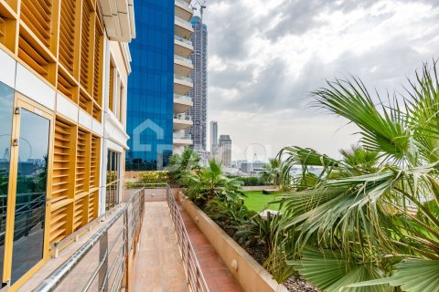 Apartment de 2 dormitorios en Elite Residence, UAE No. 164650 21