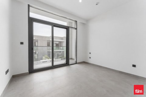 3 bedrooms Townhouse in Dubai, UAE No. 143479 8