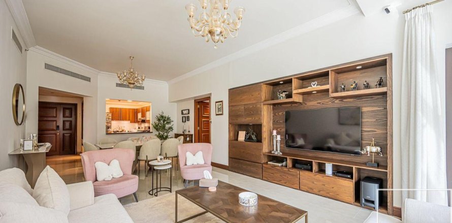 2 bedrooms Apartment in Golden Mile, UAE No. 194320