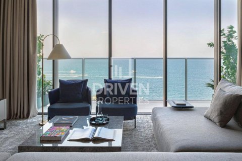 2 bedrooms Apartment in The Crescent, UAE No. 193017