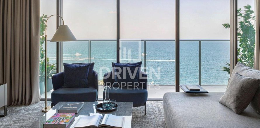 2 bedrooms Apartment in The Crescent, UAE No. 193017