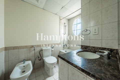 Townhouse de 2 dormitorios  No. 131815 14