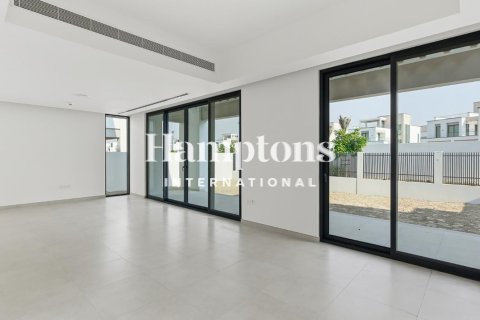 Villa de 4 dormitorios  No. 131818 9