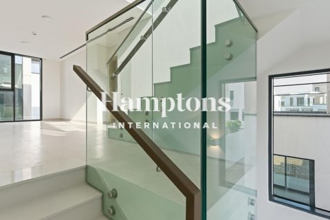 Villa de 4 dormitorios  No. 131818 13