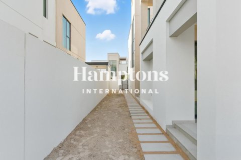 Villa de 4 dormitorios  No. 131818 19