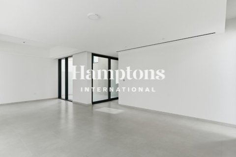 Villa de 4 dormitorios  No. 131818 6