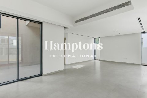 Villa de 4 dormitorios  No. 131818 10