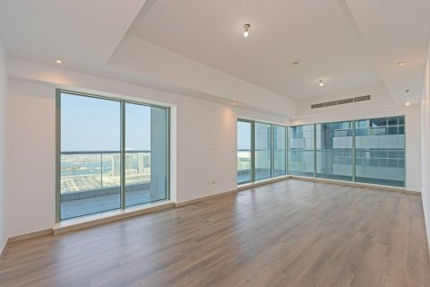 Appartement de 3 chambres à Emirates Crown, UAE No. 160109 9