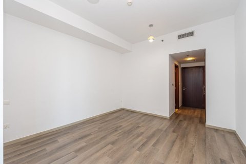 Appartement de 3 chambres à Emirates Crown, UAE No. 160109 6