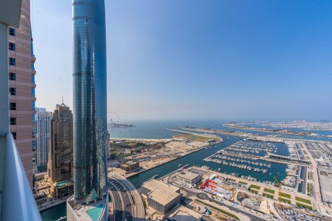 Appartement de 3 chambres à Emirates Crown, UAE No. 160109 16