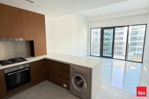 2 bedrooms Apartment in Dubai Studio City, UAE No. 140323 5