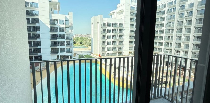 2 bedrooms Apartment in Dubai Studio City, UAE No. 140323