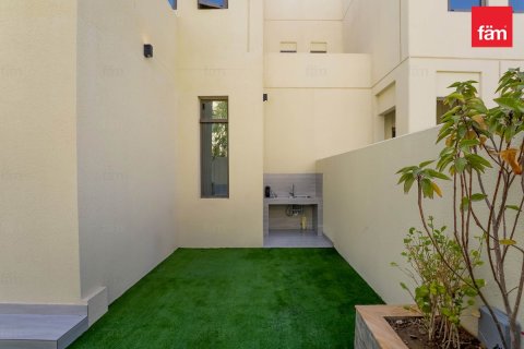 Вилла с 3 спальнями в Рим, ОАЭ №140486 17