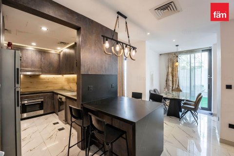 Вилла с 3 спальнями в Рим, ОАЭ №140486 13