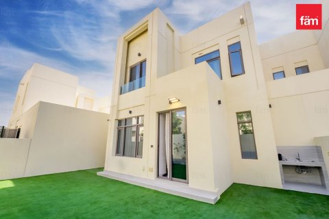 Вилла с 3 спальнями в Рим, ОАЭ №140486 3