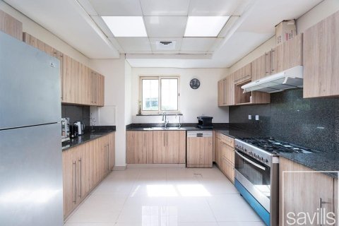 4 غرف نوم فيلا في Jumeirah Islands, الإمارات العربية المتحدة رقم 136671 4