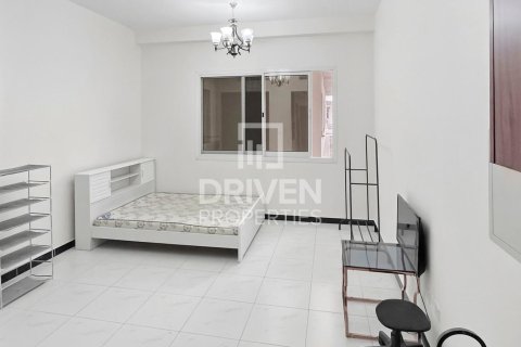 Studio Apartment in District 13, UAE No. 200506 11