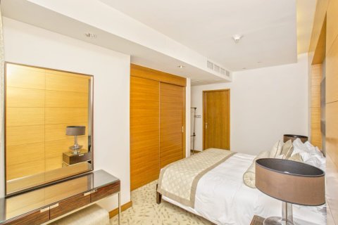 1 bedroom Apartment in Downtown Dubai (Downtown Burj Dubai), UAE No. 145009 10