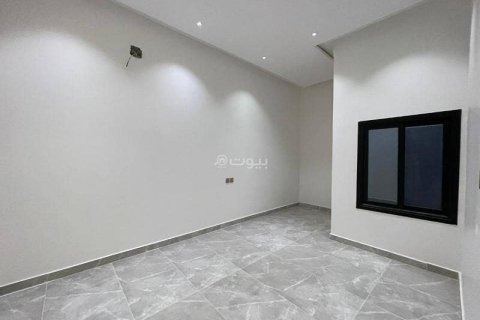 Вилла с 4 спальнями в Эр-Рияд, Саудовская Аравия №99685 8