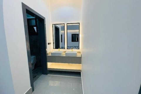 Apartment de 4 dormitorios en Riyadh, Saudi Arabia No. 99691 6