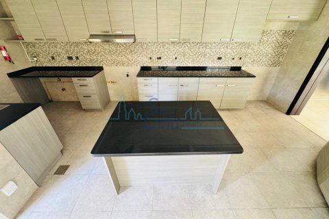 5 غرفة نوم  فيلا  رقم 125080 12