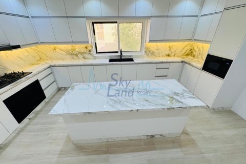 5 غرفة نوم  فيلا  رقم 125079 8