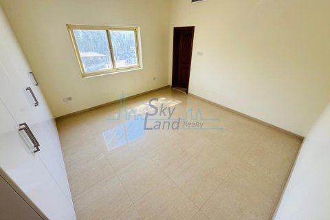 5 غرفة نوم  فيلا  رقم 125079 26