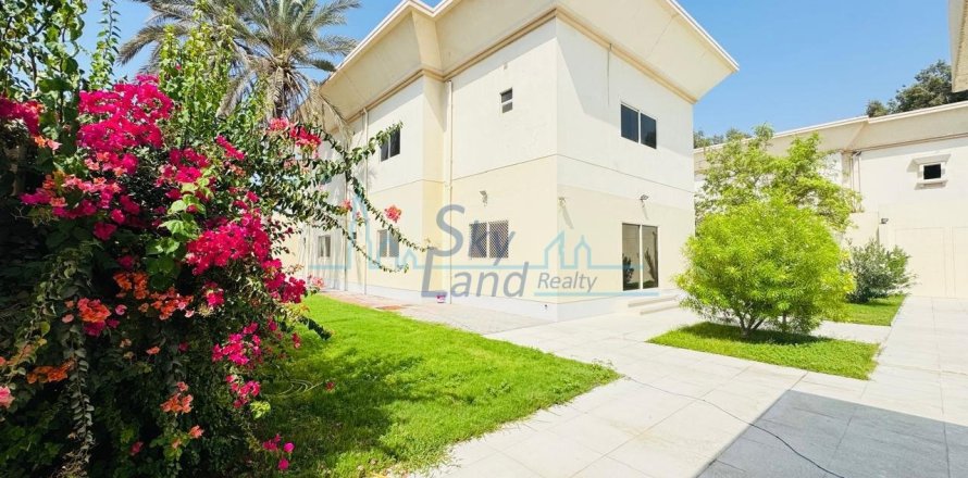 5 غرفة نوم  فيلا  رقم 125079