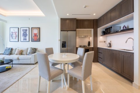 Квартира с 2 спальнями в EMAAR Beachfront, ОАЭ №147334 7